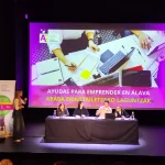 Mesa de presentación sobre ayudas para emprendedores en Álava