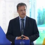 Consejero de Salud vasco hablando en una conferencia de prensa