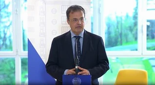 Consejero de Salud vasco hablando en una conferencia de prensa