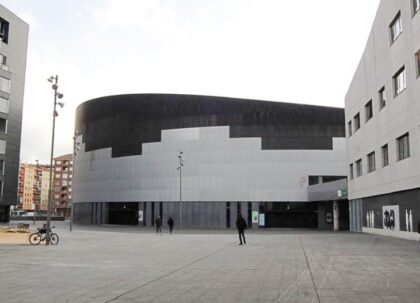 Fachada del Iradier Arena en Vitoria-Gasteiz