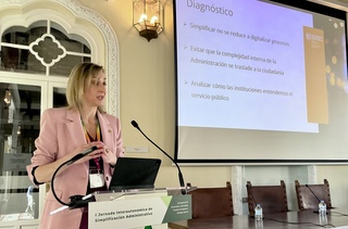 Maria Ubarretxena presenta estrategia de desburocratización