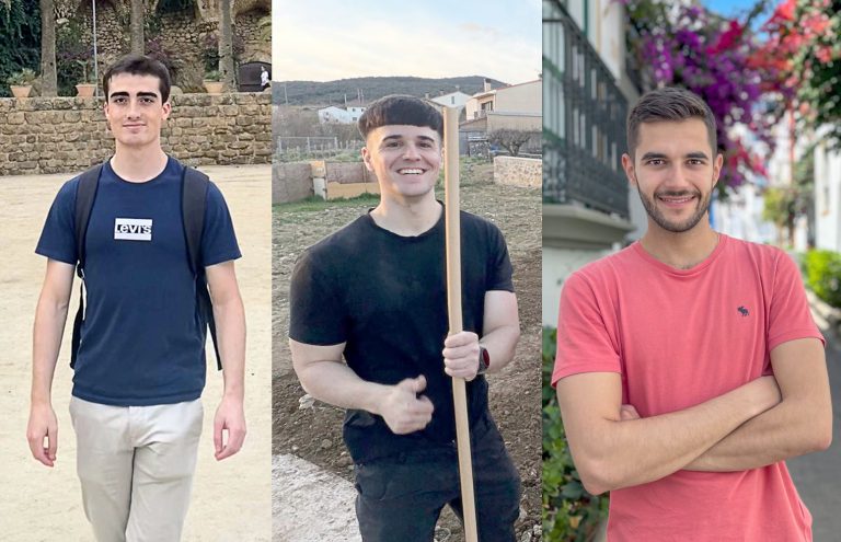 Tres graduados de la UPV/EHU posando al aire libre