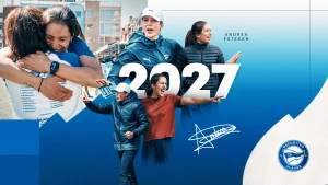 Andrea Esteban celebra su renovación con el Deportivo Alavés hasta 2027.