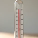 Termómetro marcando temperaturas altas, hasta 40 ºC.