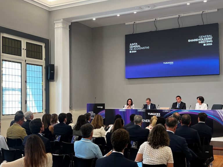 Reunión de la junta general de Tubacex en Bilbao