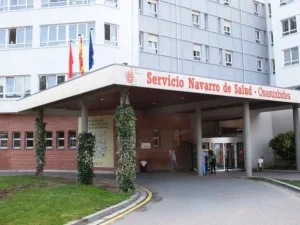 Entrada del Servicio Navarro de Salud en Nafarroa