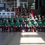 Grupo de 45 árbitros saudíes en Vitoria-Gasteiz durante su pretemporada.