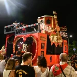 Carroza decorada con temática de Hércules en Amurrio